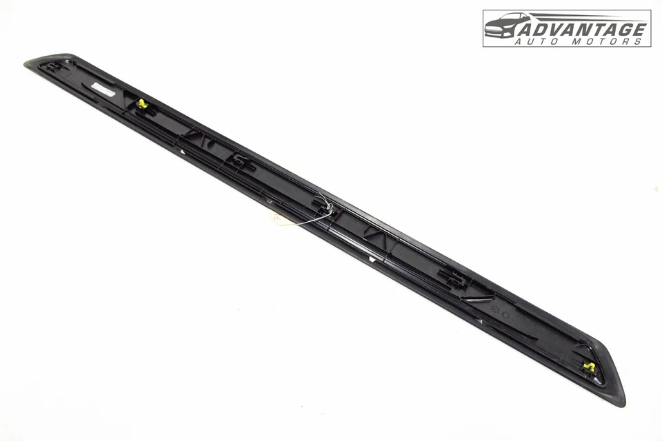 BMW M235I F22 2015-2016 cupé alféizar de la puerta delantera izquierda placa de desgaste panel de moldura OEM Foto 4 de 4