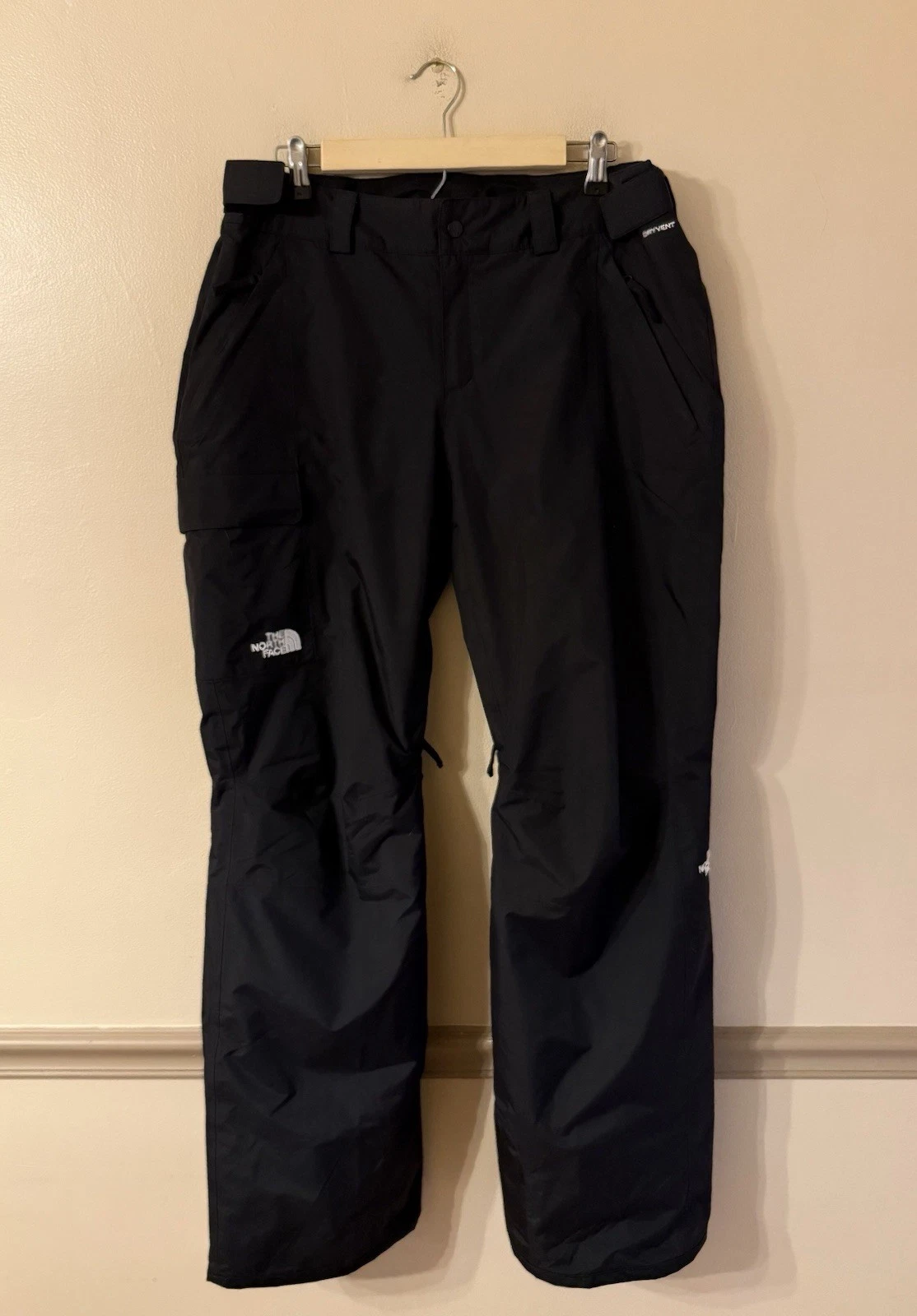 The North Face DryVent Snow Pants Women Black Ski Snowboard Insulated Size XL
Opens in a new window