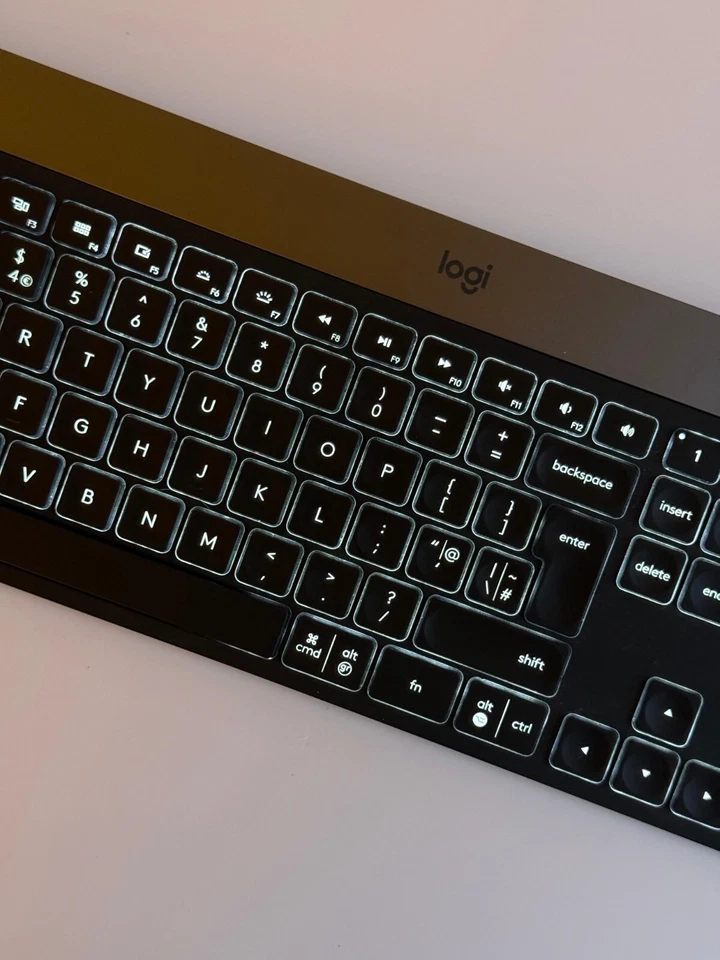 Logitech Craft Wireless Keyboard - Illuminated, Graphite for professionals - Image 4 of 4