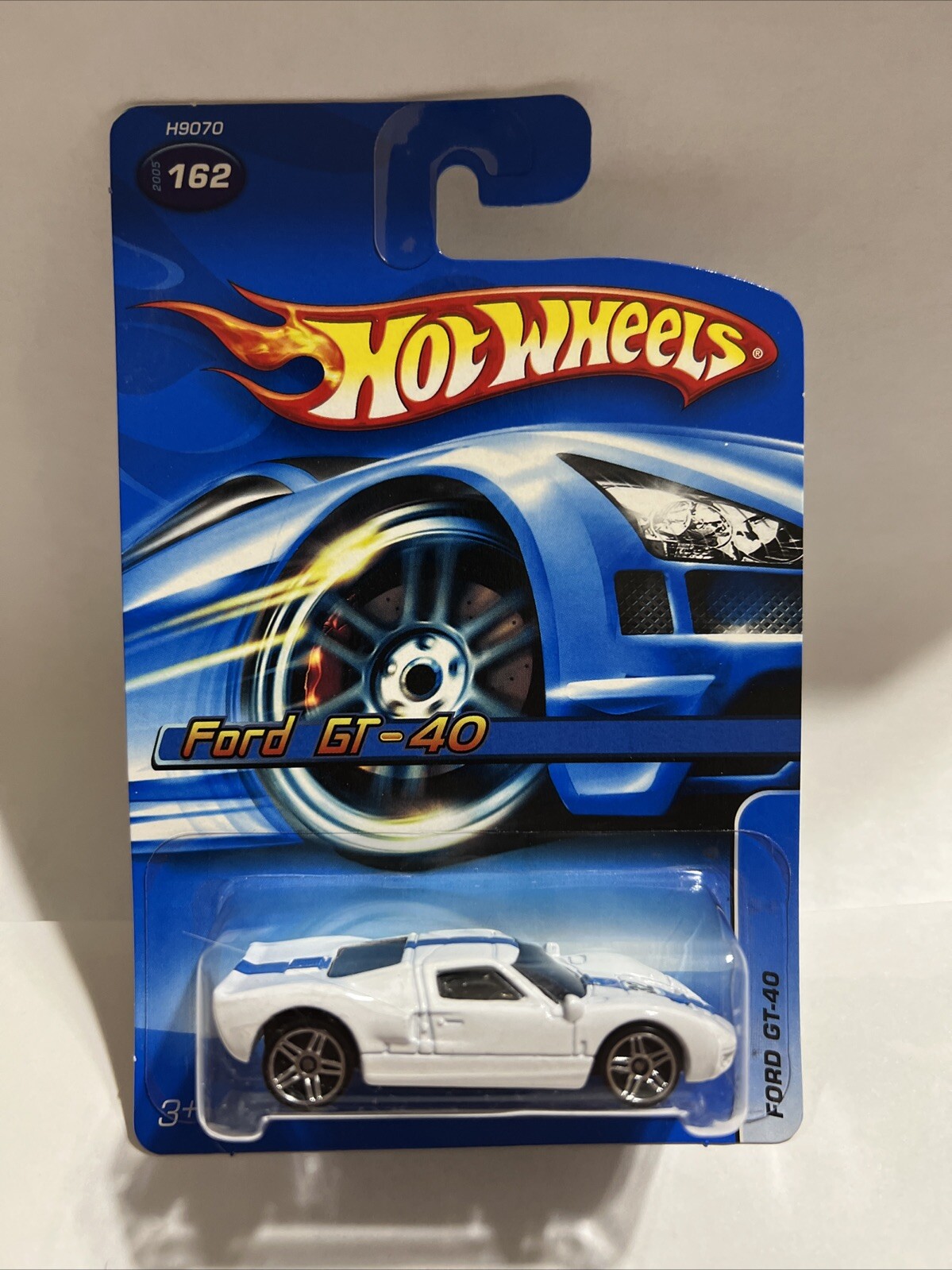 🌟💫 RARE collectors Gift White 2005 Hot Wheels FORD GT-40 #162