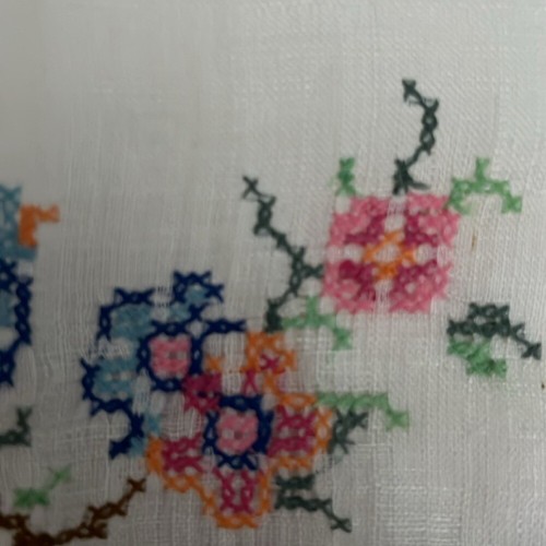 Vintage 5 handmade cross-stitch placemats birds flowers pink blue green Spring - Picture 2 of 5