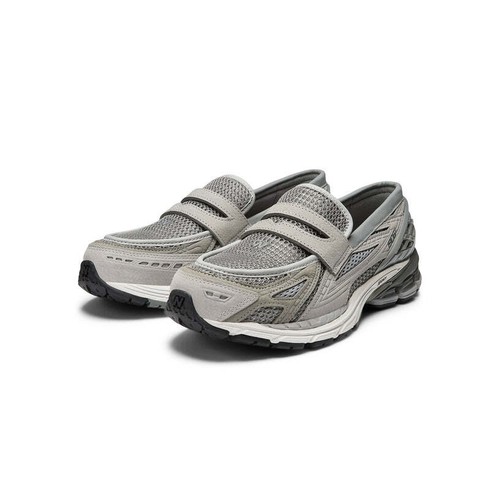 NUEVO EN CAJA*New Balance 1906L Zapatilla Mocasín Plateada *Hombre*Gris Nube de Lluvia*Talla 8-13 - Imagen 2 de 5