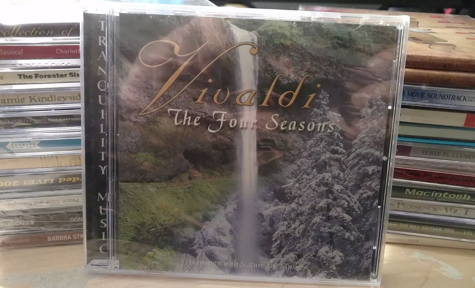 НОВЫЙ / ЗАПЕЧАТАННЫЙ КОМПАКТ-ДИСК Vivaldi The Four Seasons С БЕСПЛАТНОЙ ДОСТАВКОЙ 1-М КЛАССОМ! 