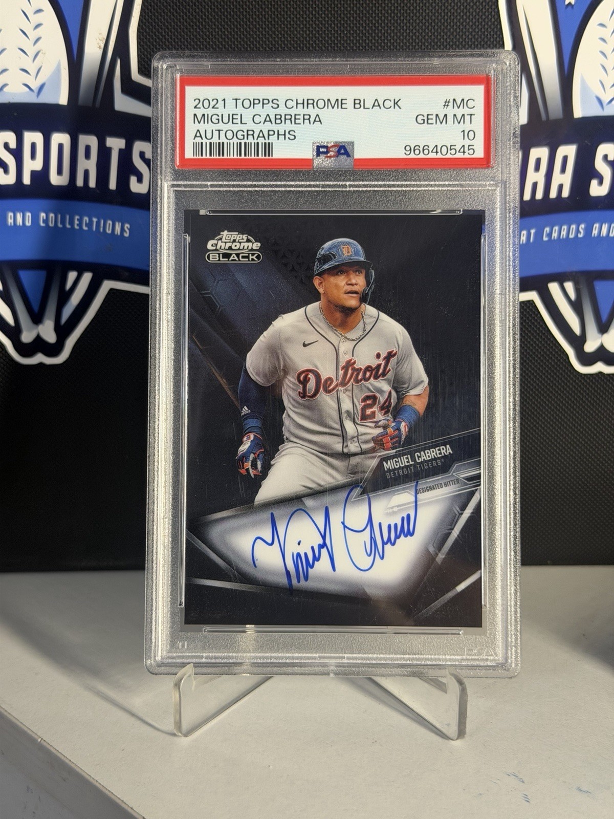 Topps 2021 Chrome Black Miguel Cabrera Tigers CBA Auto PSA 10 #CBA-MC /25 view 2