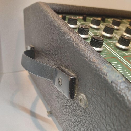 Rare Roland PA-120 Analog Mixer 8-Channel VU Meter Vintage Audio Green Used - Picture 7 of 10