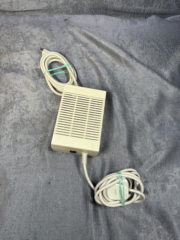 Commodore Amiga A500/A600 Genuine Power Supply 391029-02