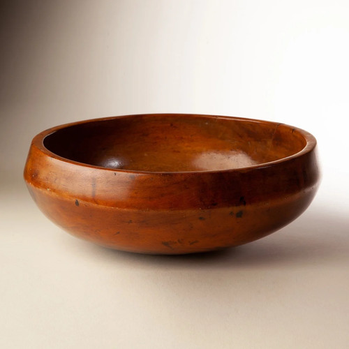 HAND CARVED CALABASH UMEKE CIRCA 1800