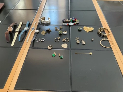 VTG Mixed Lot Costume Jewelry and NON Working Watches 22 Pieces Total