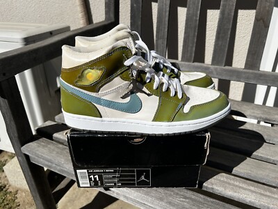 DS Nike Air Jordan UNC 2003 Patent Leather Men's 11