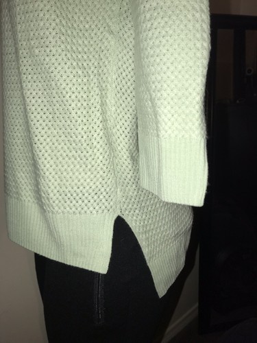 Women's Size XS New York & Company Green Metallic Turtle Neck Cable Knit NWOT - Picture 6 of 9