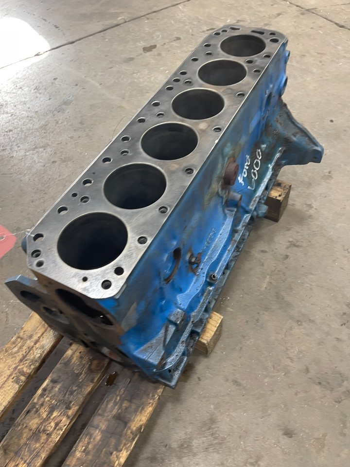 1966 Ford 6000 Commander Diesel Tractor Engine Block C5NN6015G | eBay