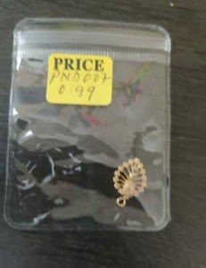 Authentic PENDANT 1.5GM GOLD PLATED WITH FIGURE OF SMALL LEAF-PND007