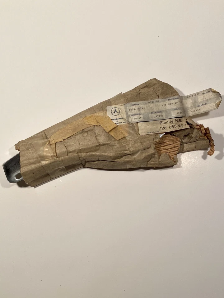 ¡NUEVO! CUBIERTA JUNTA PARACHOQUES ESQUINA DERECHA TRASERO 86-91 MERCEDES W126 560SEL 420SEL Foto 4 de 4