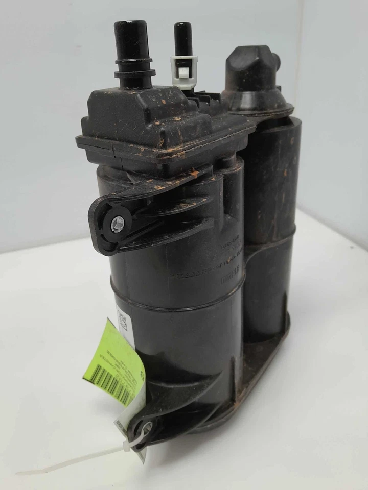 Bote de carbón de vapor de combustible Honda Insight 2019-2022 OEM 17300TXMA03 Foto 2 de 4