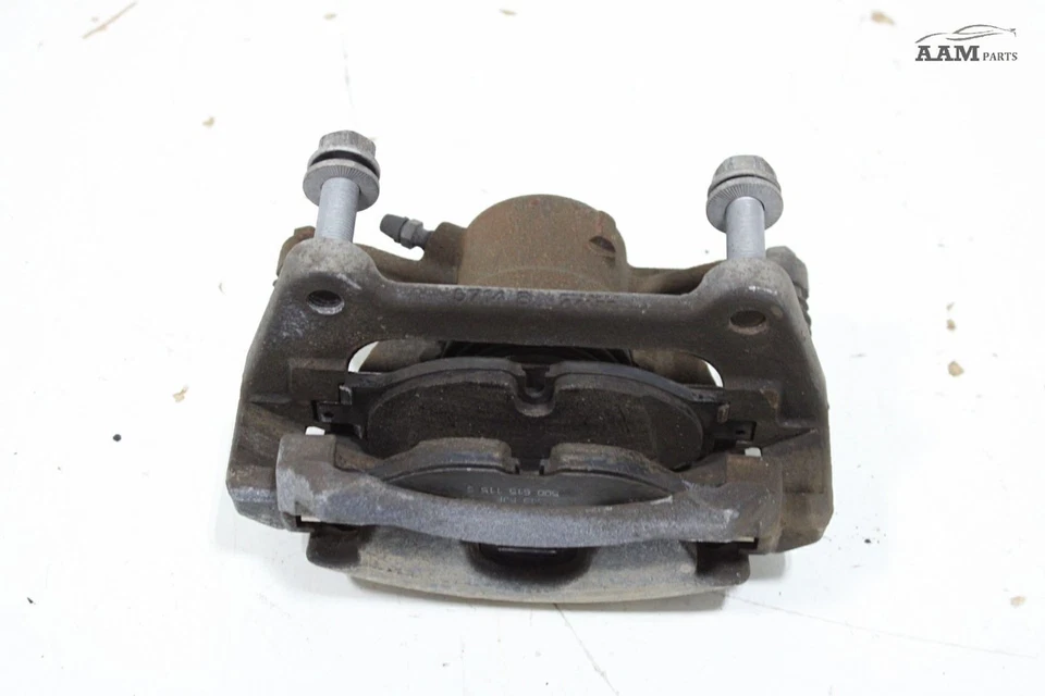 AUDI A3 QUATTRO 2017-2020 DELANTERO IZQUIERDO LADO DEL CONDUCTOR ABS PINZA DE FRENO OEM Foto 3 de 4