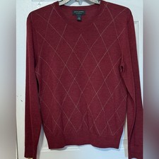 Banana Republic Men  s Merino Wool V-Neck Sweater Burgundy Size Small