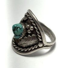 Vintage Sterling And Turquoise Ring