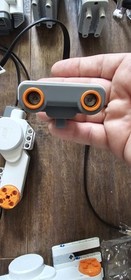 LEGO MINDSTORMS NXT 2.0 8547  PARTS AND PIECES W/INSTRUCTIONS,TEST PAD & BOX