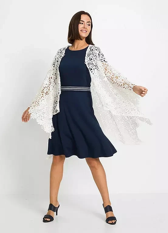 Freemans Ivory Lace V-Neck Poncho One Size (fm226-8)