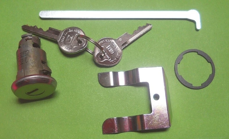 Chevelle Chevy Malibu 1966 1967 juego de cerradura de maletero con llaves de cabeza de perla Foto 3 de 4