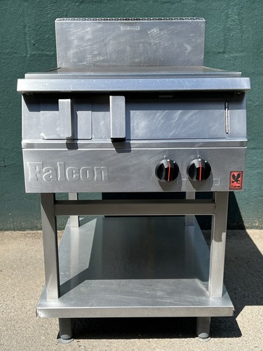 Falcon Dominator G2641 Cast Griddle on Steel Stand with Undershelf (Natural Gas) - Picture 3 of 9