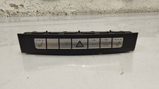 Mercedes-Benz E W212 2013 Schalter Sitzheizung A2129052401 GRB20137 Mercedes-Benz E W212 2013 Schalter Sitzheizung A2129052401 GRB20137
