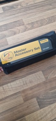 Fluke TLK-225 Suregrip Master Zubehörset mit Aufbewahrungskoffer Brandneu 