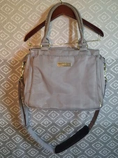 JU JU BE BFF QUEEN NILE DIAPER BAG W/SHOULDER STRAP BLACK & WHITE GOLD CHEVRON