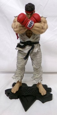 Capcom Street Fighter V Ryu Collector's Edition 10'' Statue Action-Figur