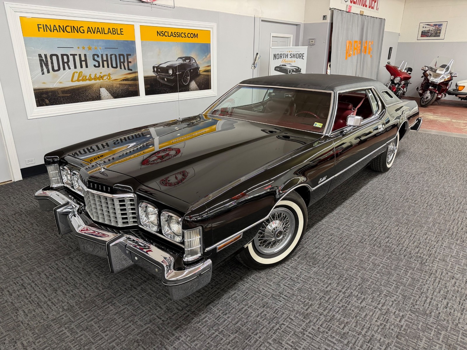 1976 Ford Thunderbird for sale in Mundelein Illinois