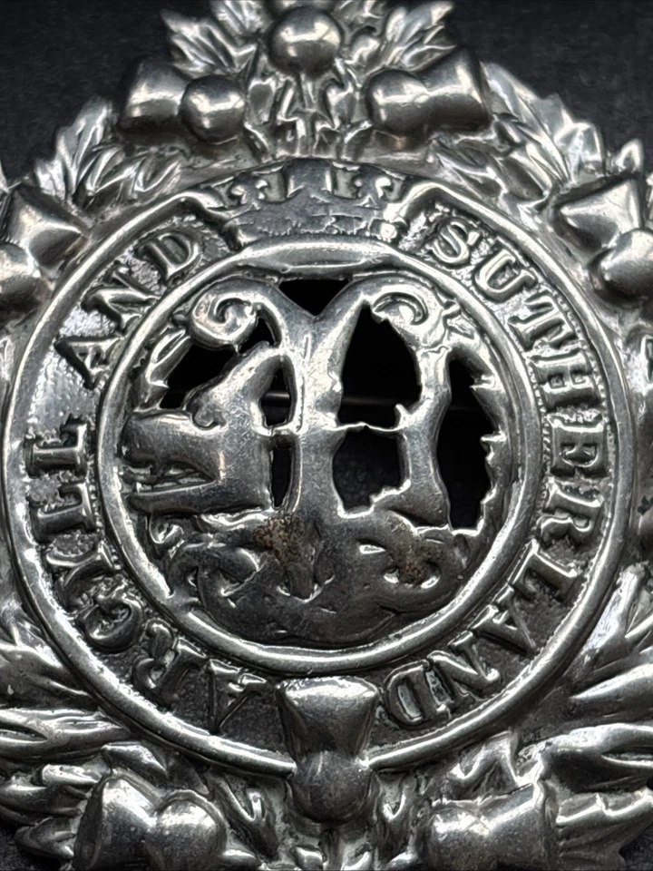 Argyll And Sutherland Highlanders, British Army Cap badge. Sweetheart Brooched. - Image 4 of 4