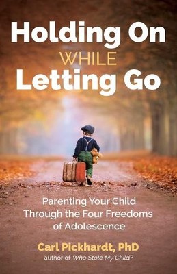 Holding On While Letting Go - 9780757324239