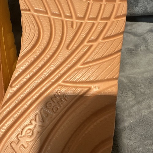 Hoka Recovery Slide Size 10 Men / 12 Women Sandals Amber Yellow Shell Coral NEW - Picture 5 of 5