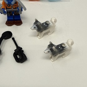 Lego City 60034 Arctic Helicrane Minifigure w/ Huskies Dogs Sled No Box & Mixed