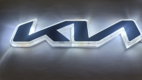 NEW Kia Logo OEM 2way LED Emblem  Front & Rear  MATT BLACK  PICANTO 22 23+ - Bild 48 von 78