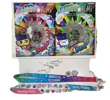 Tamagotchi SDCC 2022 Bandai Exclusive Originals Pink  Green Set PLUS Bag  Pins