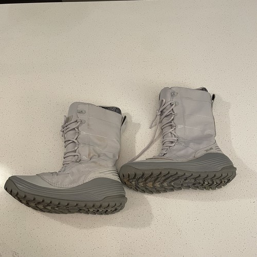 Teva Women’s Jordanelle Winter Snow Boots Removable Thinsulate Liner Size 5 Ski