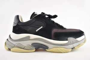 balenciaga triple s 2.0 black