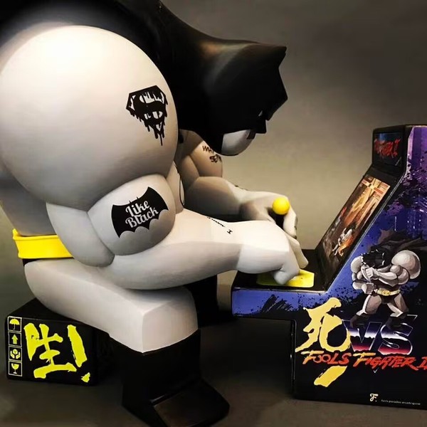 fool paradise: Lowfool vs Lowfool: InnerEnemies  ESTATUA BATMAN