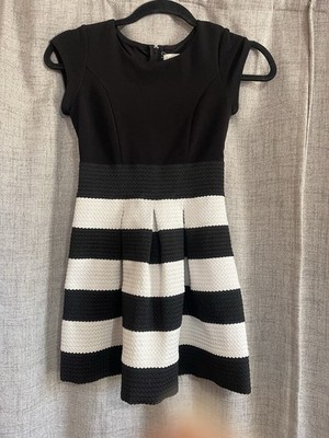 Four Threads Girls Dress Size 8 Black Bodice Black & Ivory Skirt Zippered Back