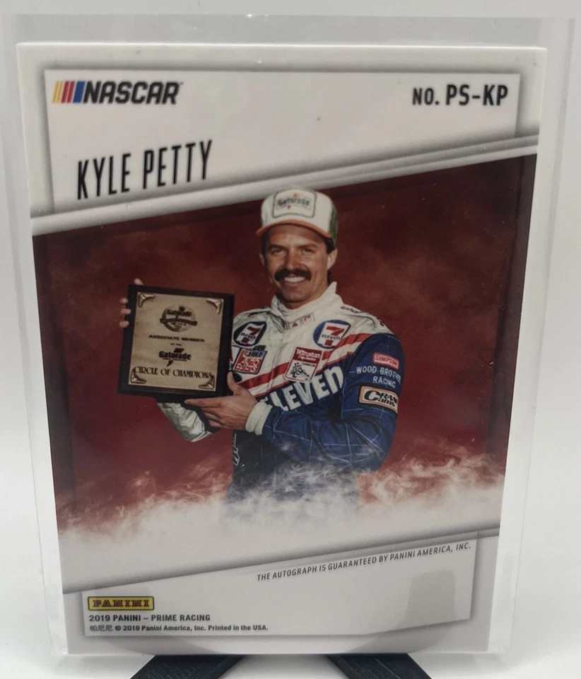 /25 Kyle Petty 2019 Panini Prime Prime Signatures Holo Gold #PS-KP Auto - Image 2 of 2