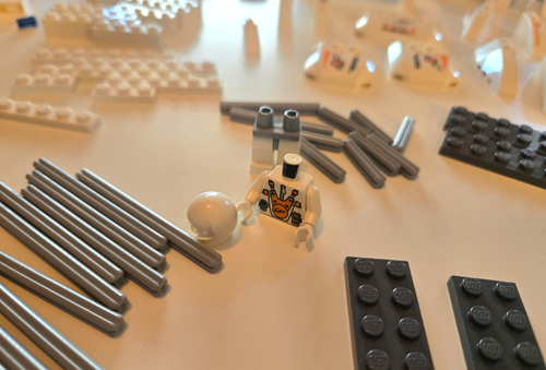 LEGO Mars Mission 7699 MT-101 Armored Drilling Unit - Missing pieces/Incomplete - 第 5/23 張圖片