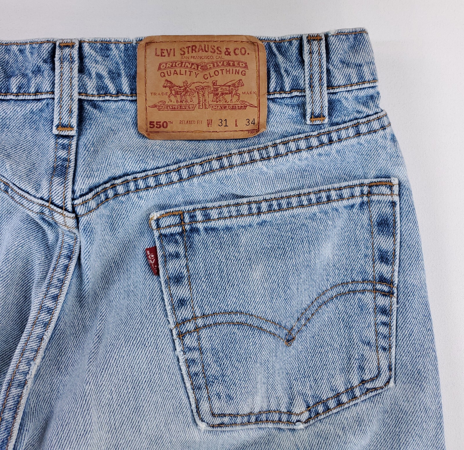 Levi's 550 VTG 90s Jeans Blue Zip Fly Mens 31 x 34 (31 x 33 Actual)