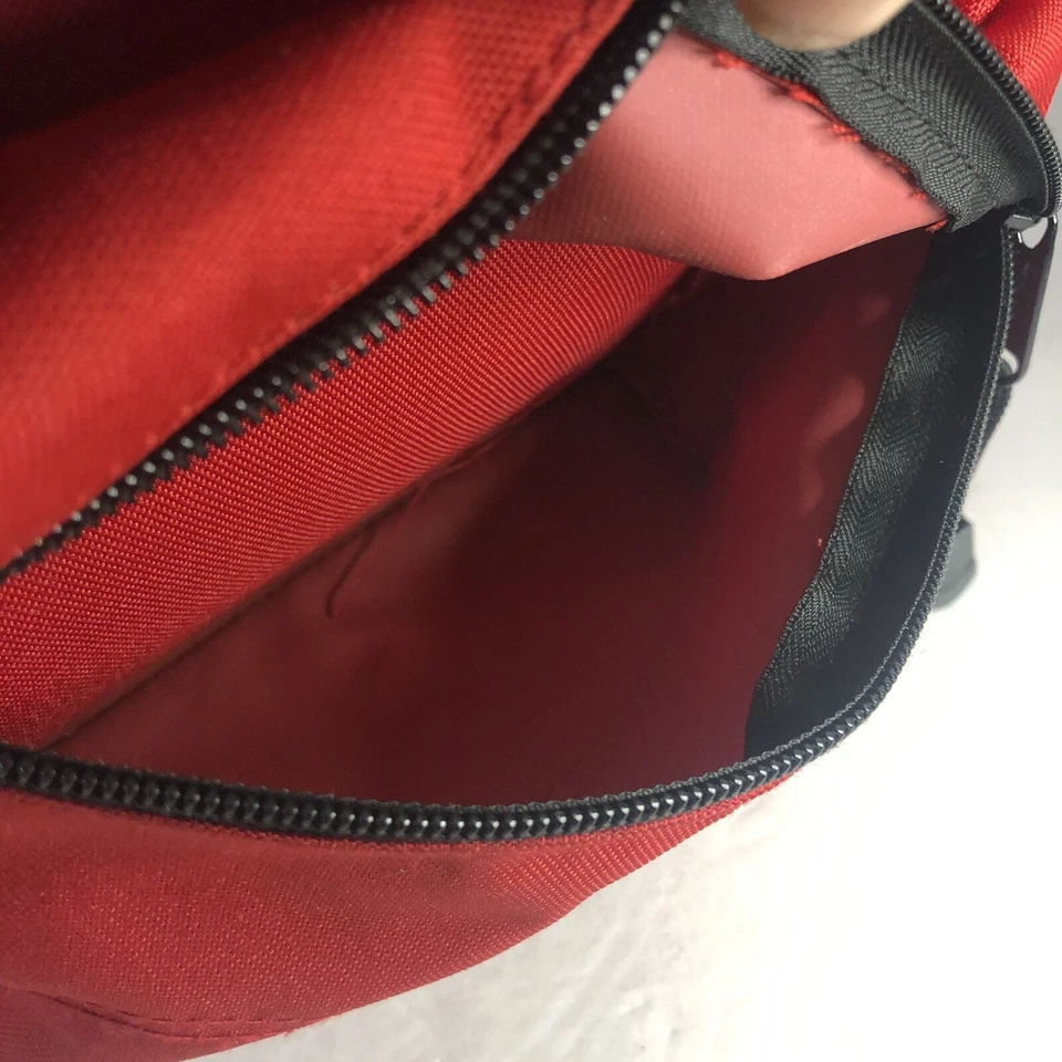 Mochila Dickies School Essential. Vermelho. Quase nunca usado. - Imagem 3 de 4