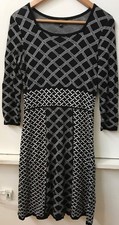 Spense Women's Black White 3/4 Sleeve Diamond Pattern Sweater Dress Size Small