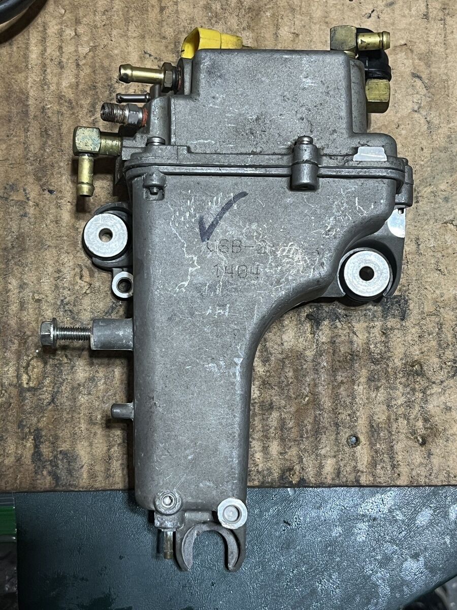 60 hp Mercury vst VAPOR SEPARATOR & fuel pump 883202T02 60 hp Mercury vst VAPOR SEPARATOR & fuel pump 883202T02