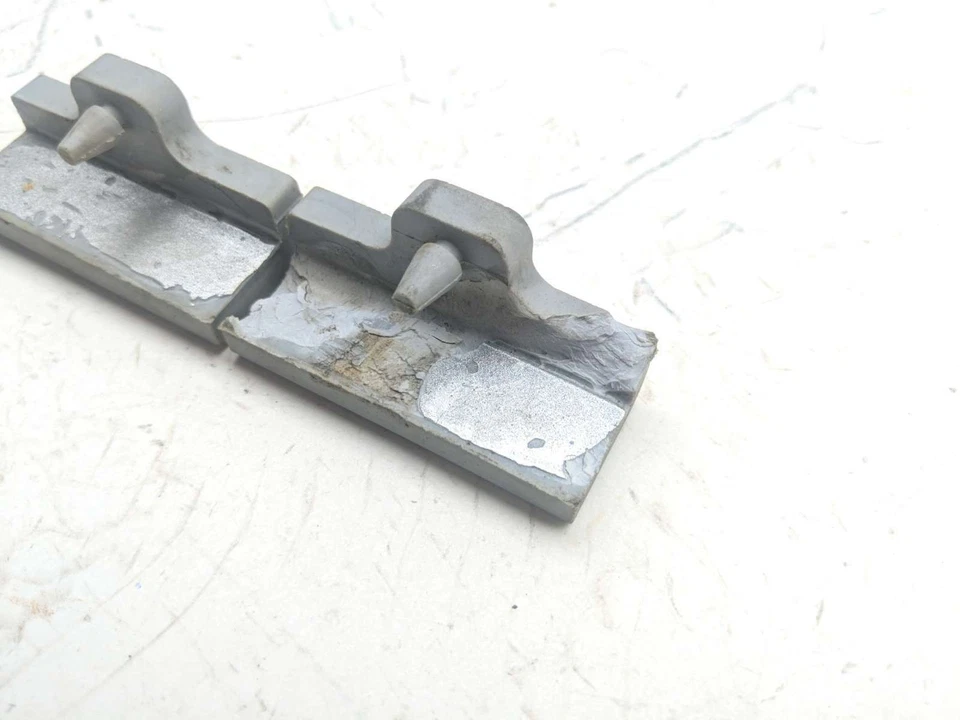 23 bujes amortiguadores de montaje de tanque de combustible de goma Kawasaki KLX 230 S Foto 4 de 4