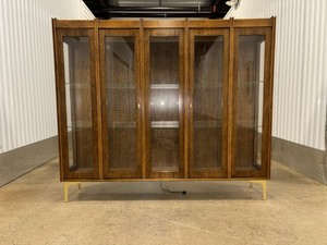 Vintage Mid Century Modern China Hutch