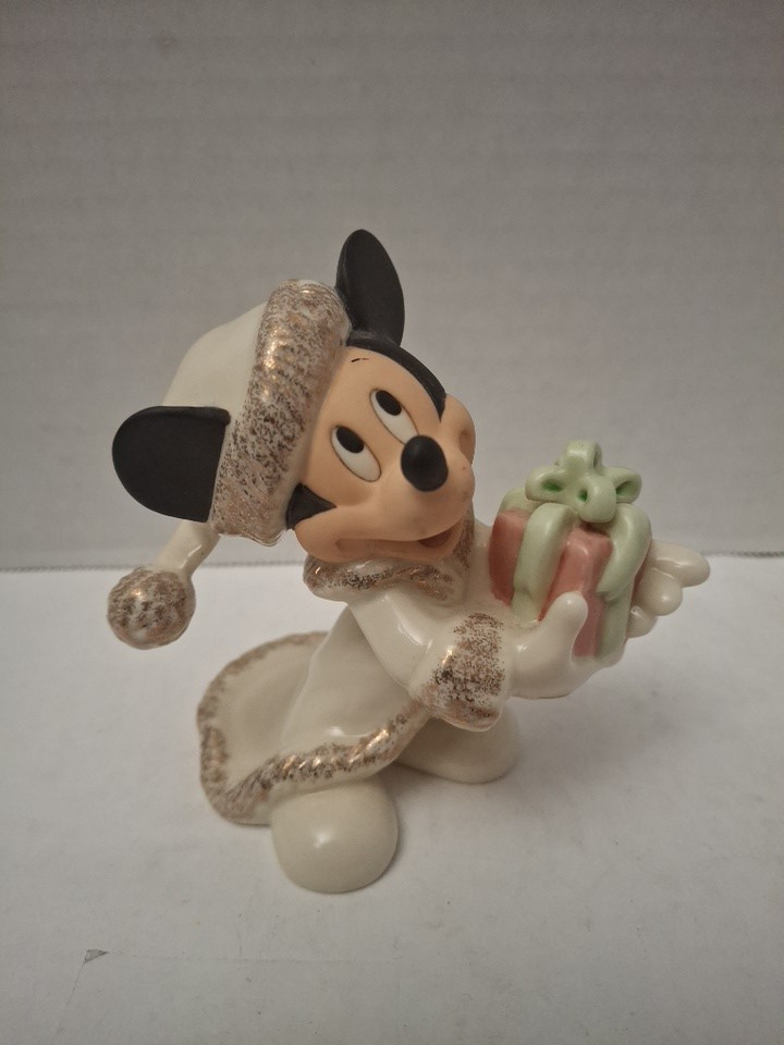 Lenox Disney Showcase Christmas With Mickey Mouse 4