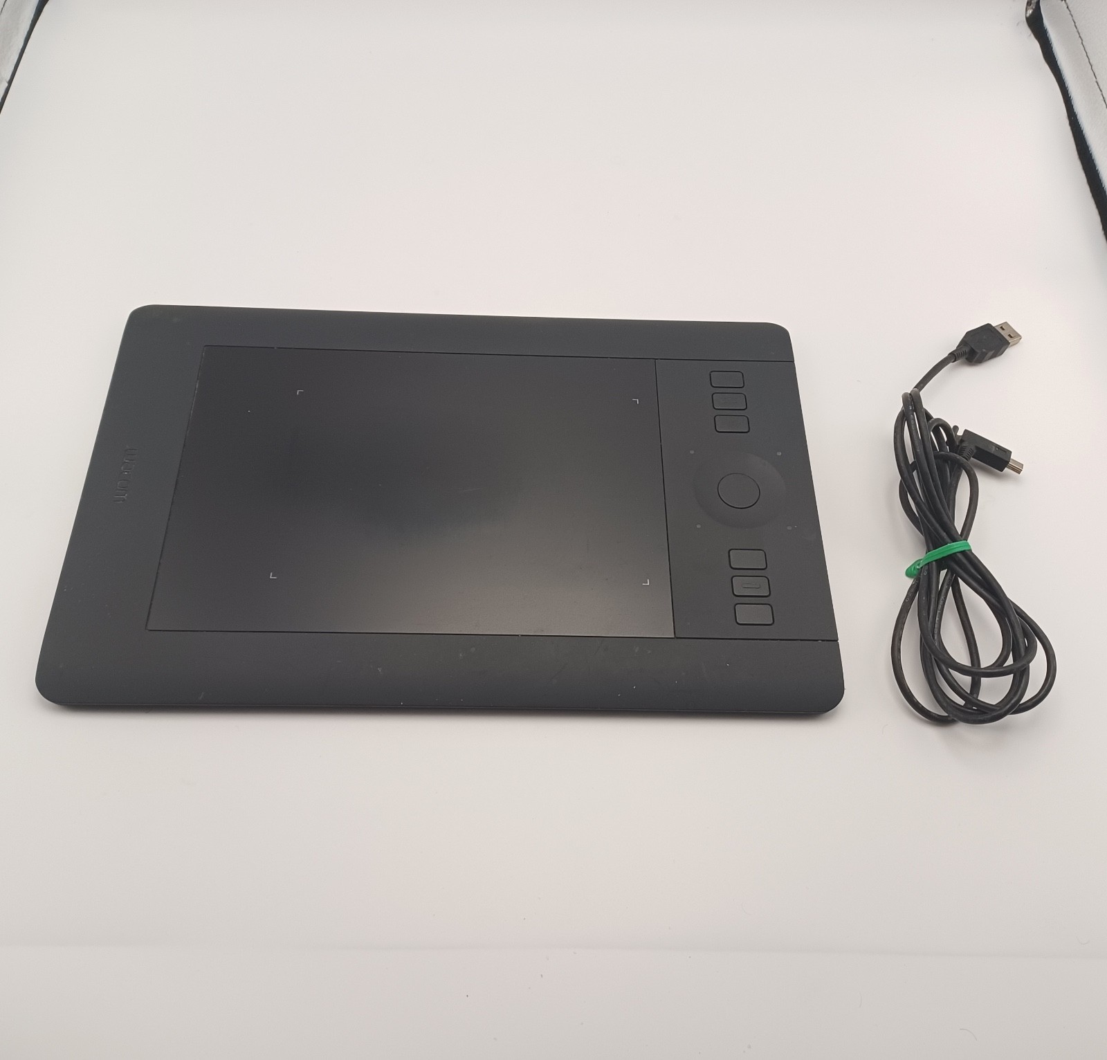 Wacom Intuos Pro Small Graphic Tablet PTH451 "NO PEN" Tested/Works